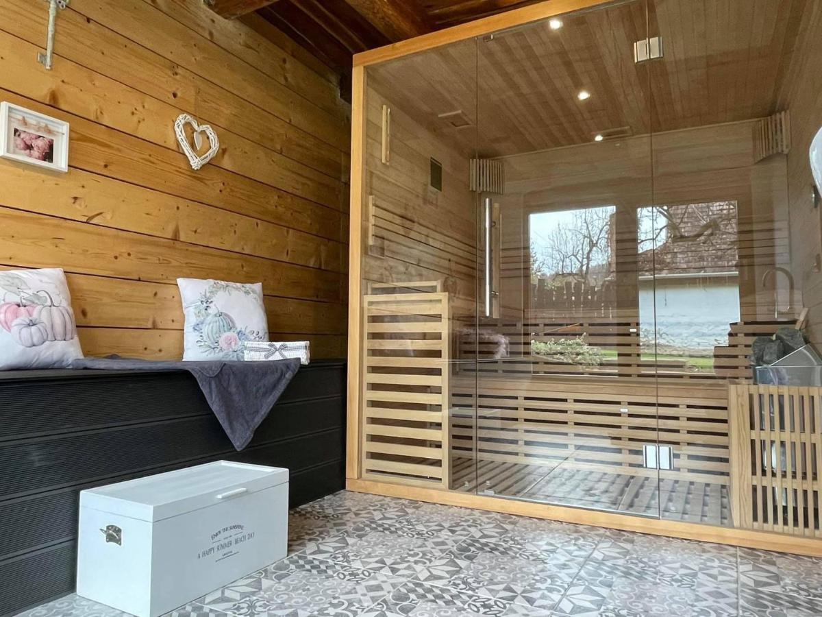 Rakoczi12 Vendeghaz Villa Hollókő Bagian luar foto