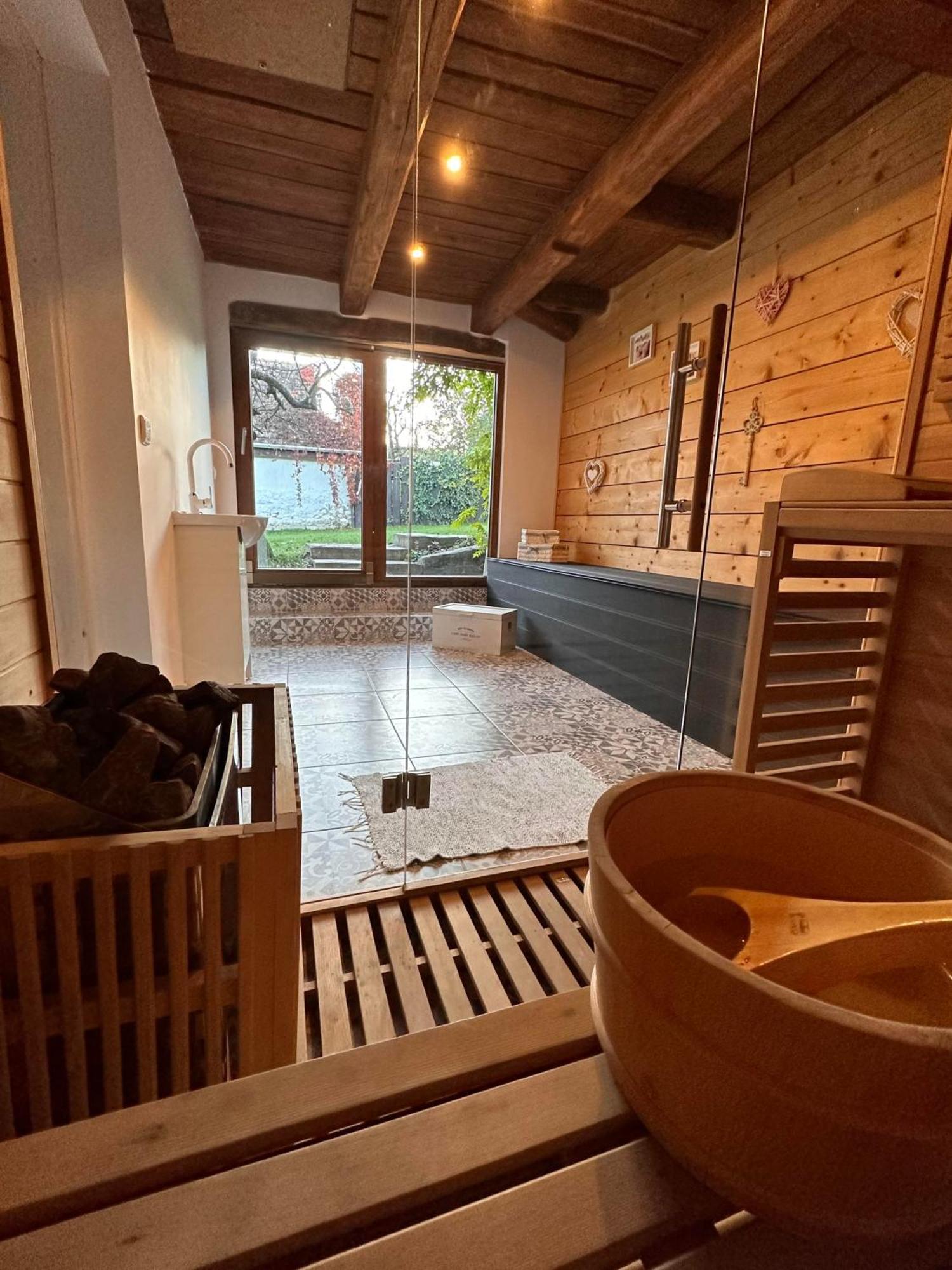 Rakoczi12 Vendeghaz Villa Hollókő Bagian luar foto